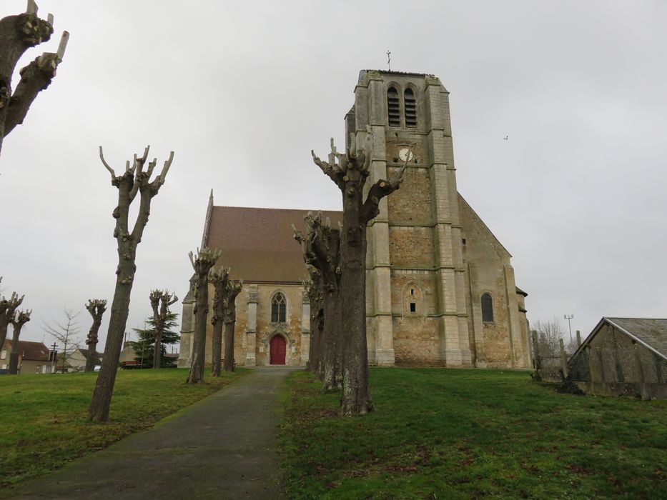 Eglise Saint-Jean-de-la-Chaîne : Façade latérale sud, vue générale