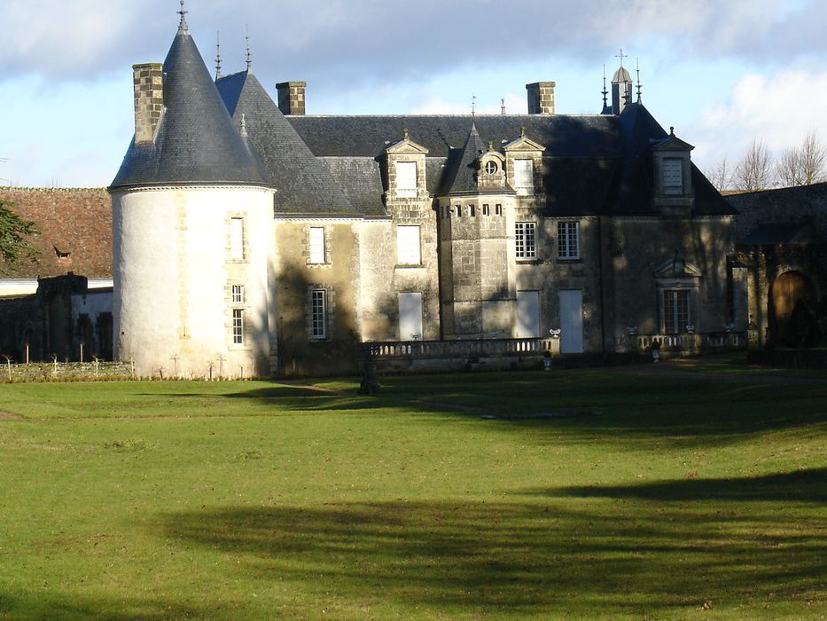 Château de la Chatonnière : Ensemble sud, vue générale