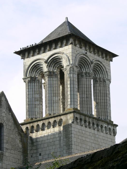 Ancienne église Saint-Laurent : Clocher, vue générale