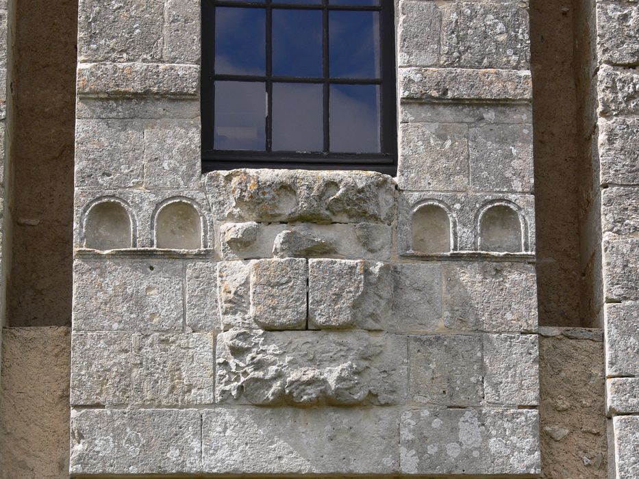 Manoir de la Cantinière : Tour nord-est, vue générale