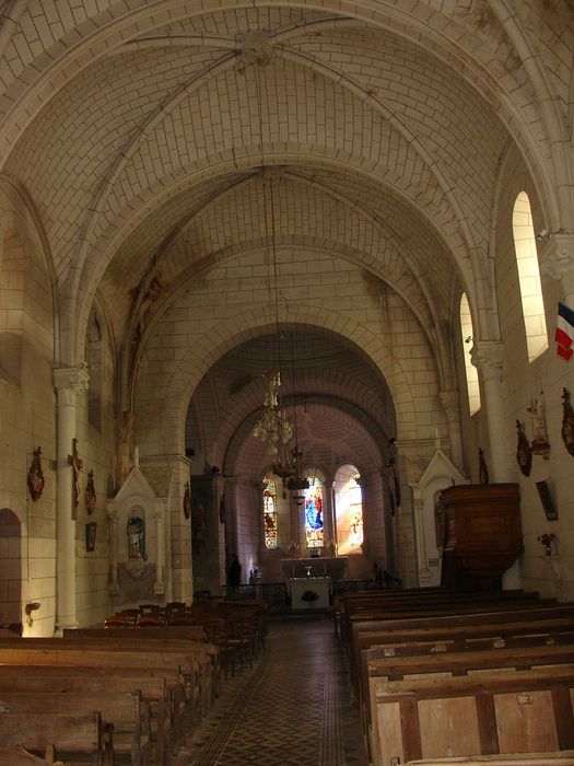 Eglise Saint-Laurent : Façade latérale nord, vue partielle