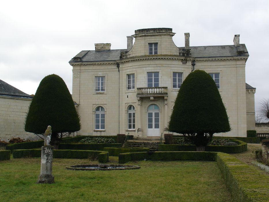 Immeuble dit le Nouveau Logis : Façade nord-est, vue générale