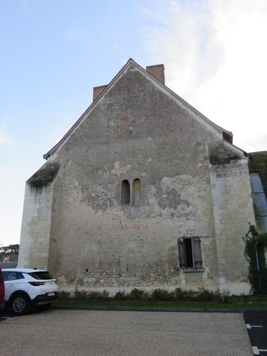 Ancien prieuré bénédictin : Pignon nord, vue générale