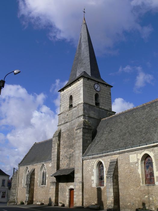 Eglise Saint-Martin : Façade latérale sud