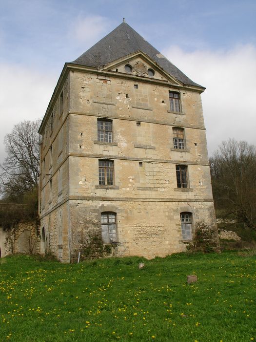 Ancienne abbaye cistercienne Notre-Dame de la Clarté-Dieu