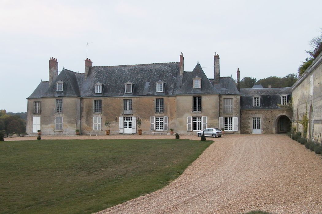 Château d'Hodebert : Ensemble est, vue générale