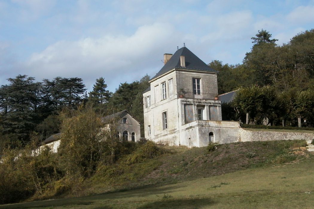 Château d'Hodebert : Pavillon ouest, vue générale