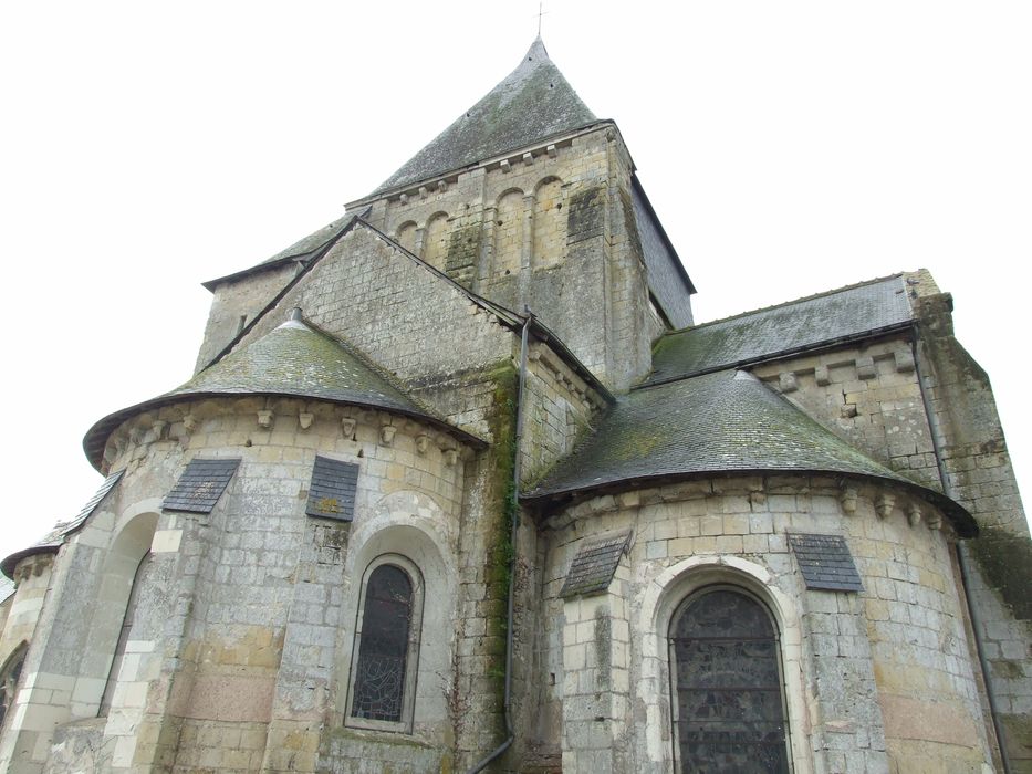 Eglise Saint-Etienne : Chevet, vue partielle