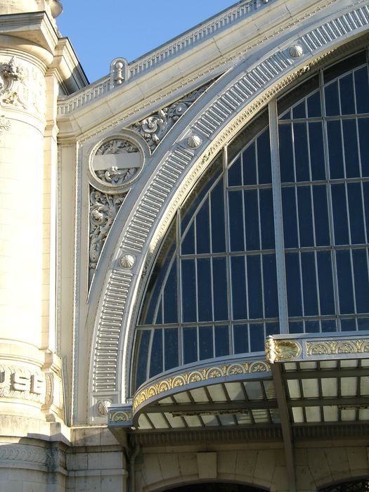 Gare : Gare : Ensemble nord-ouest, détail