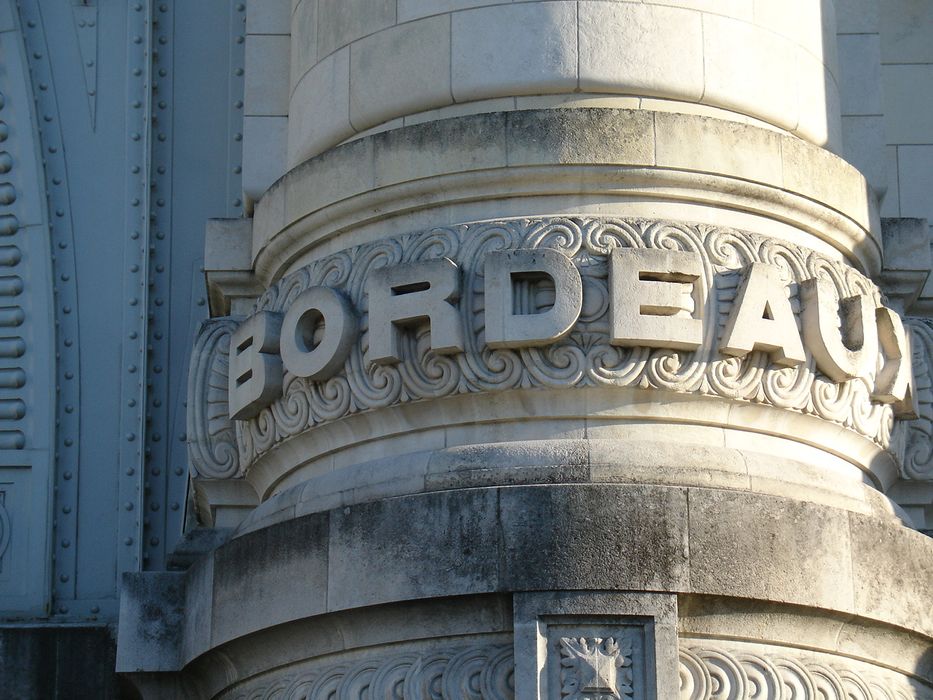 Gare : Gare : Ensemble nord-ouest, détail