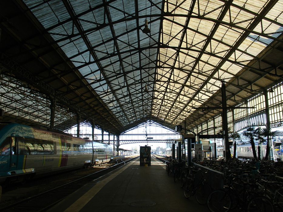 Gare : Gare : Vue générale des nefs