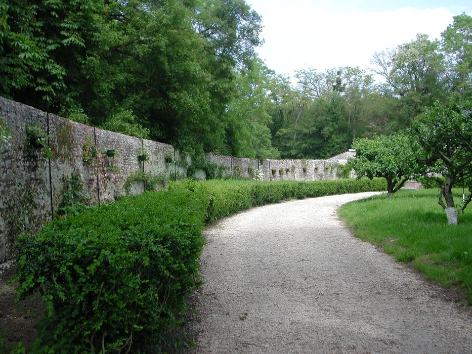 Château du Plessis-Villelouet : Parc, vue partielle