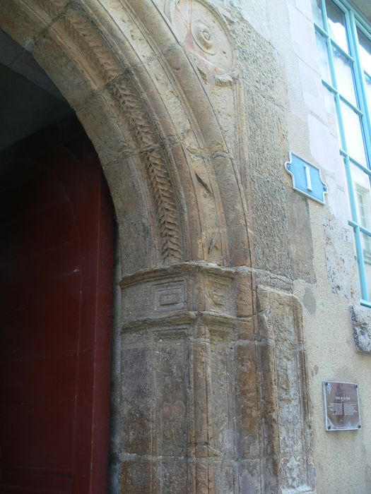 Hôtel Viart : Porte d'accès sur rue, détail