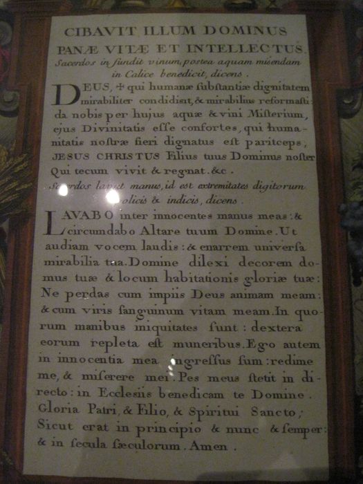 canon d'autel : CIBAVIT ILLUM DOMINUS PANAE VITAE ET INTELLECTUS… détail texte