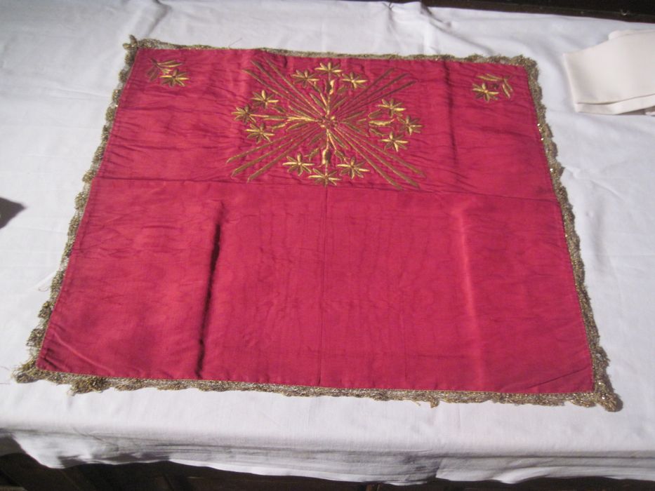 voile de calice, face rouge