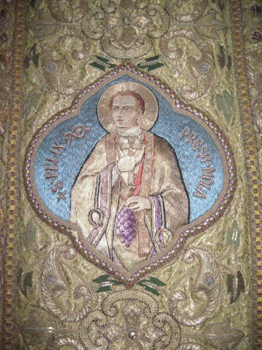 chape de monseigneur Dupanloup, détail : médaillon saint Félix