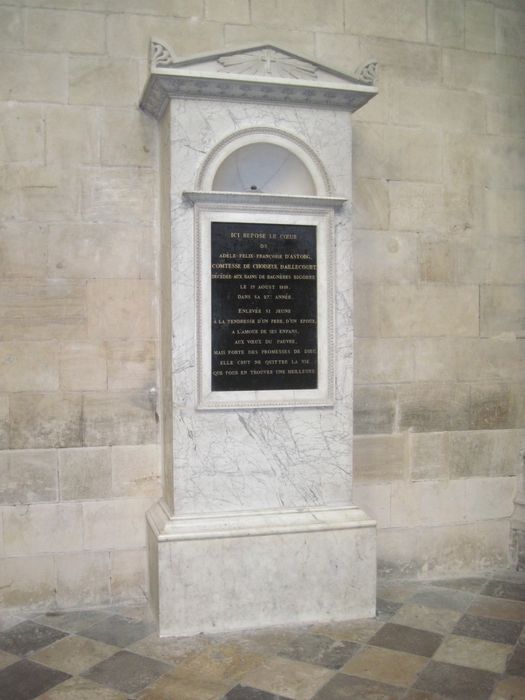 monument funéraire