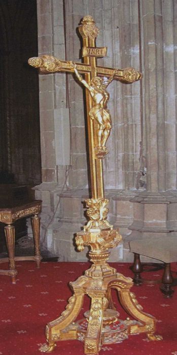 croix du maître-autel