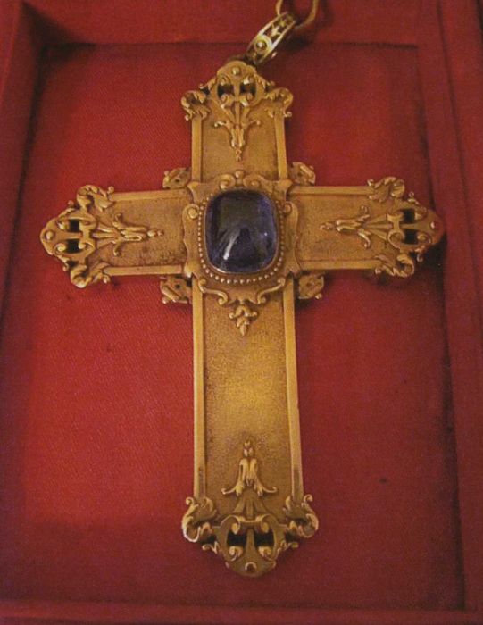 croix pectorale reliquaire