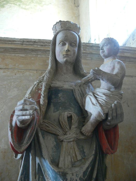 statue : Vierge à l'Enfant, vue partielle