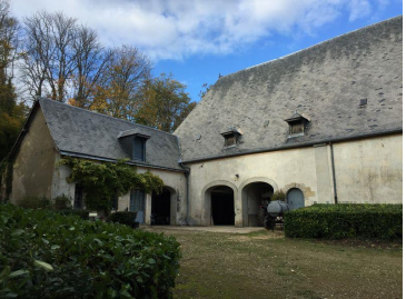 Bâtiment des communs, façade sud