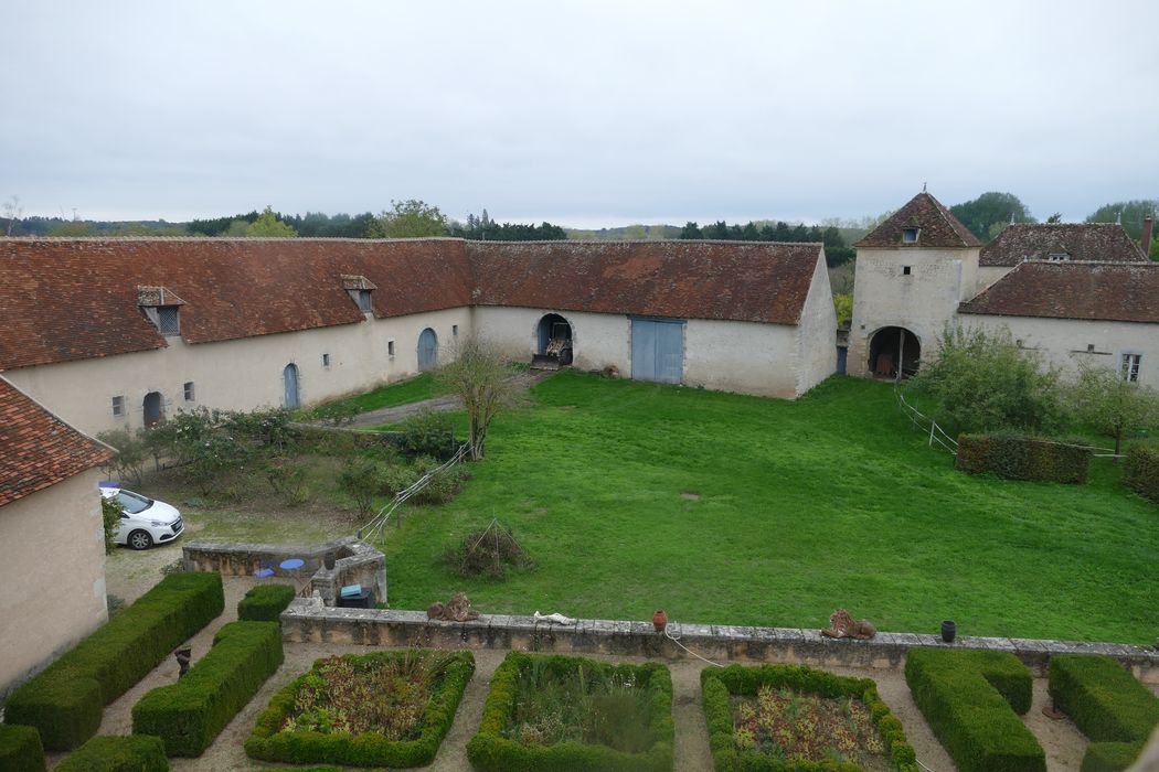 cour des communs, ensemble nord-ouest