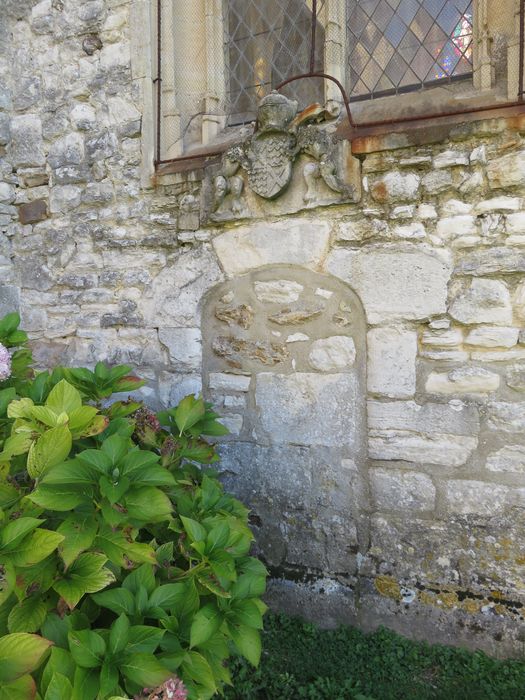 ancienne porte d’accès à la chapelle sud