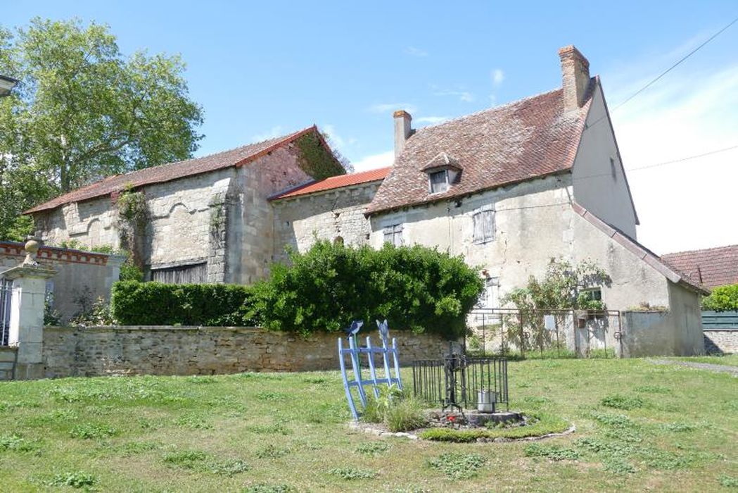 façade latérale sud, vue partielle