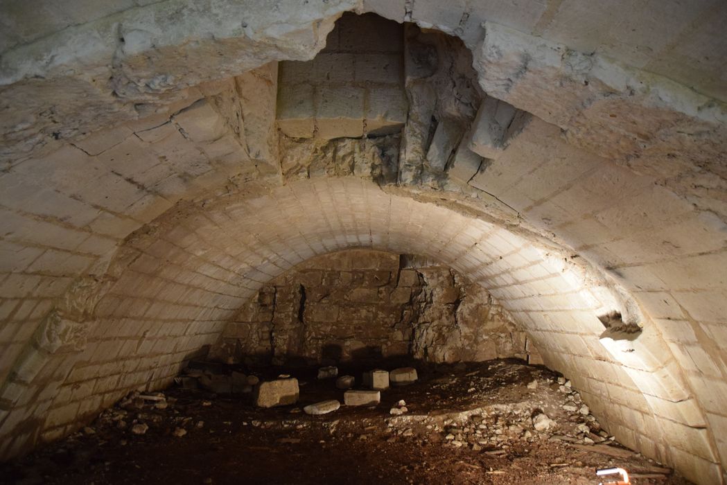 salle voûtée située sous le châtelet d’entrée, vue vers le Nord