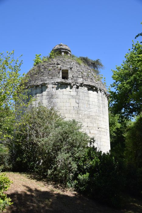 pigeonnier, vue partielle