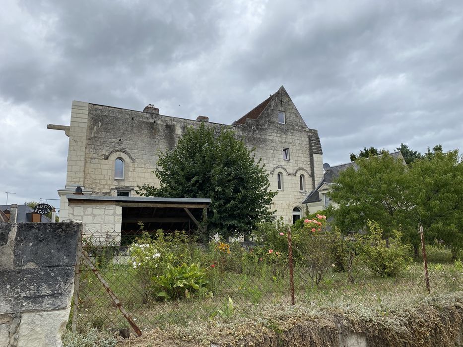 façade sud, vue partielle