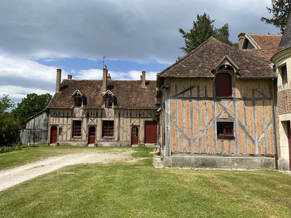 bâtiment des écuries