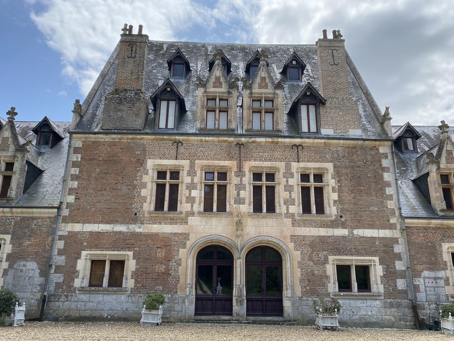 façade nord, vue partielle