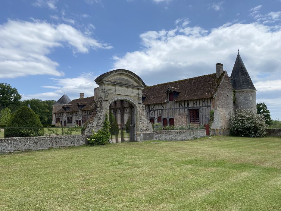 cour des communs, portail d’accès ouest, élévation ouest