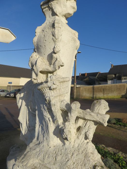 vue partielle du monument
