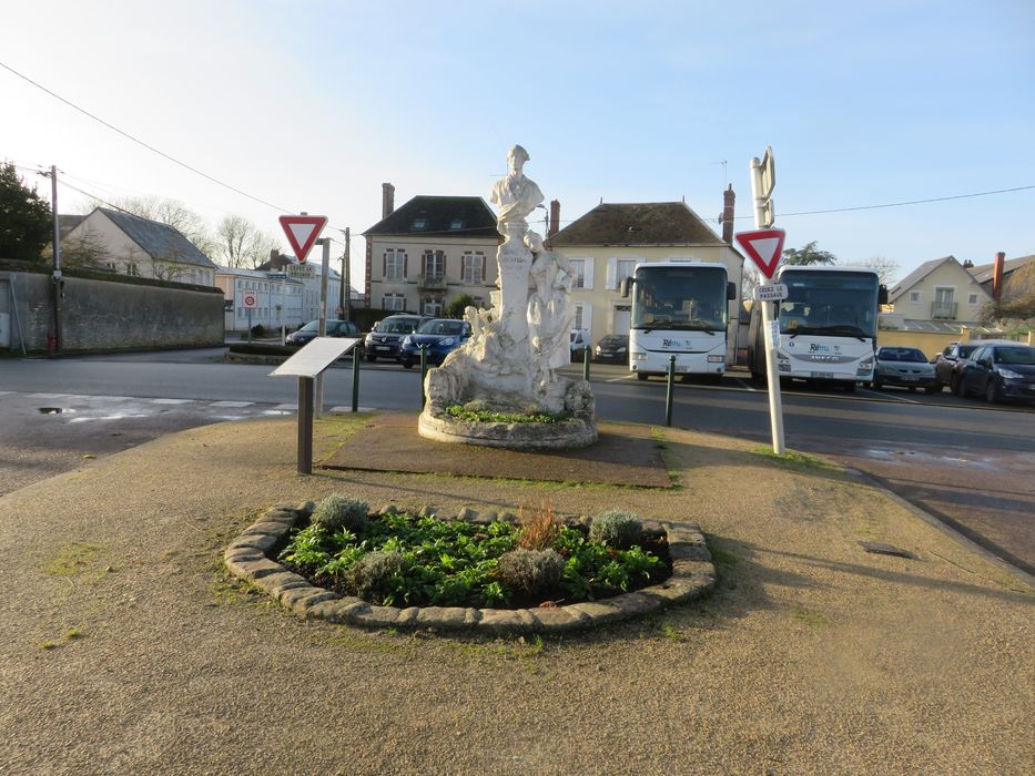 vue générale du monument dans son environnement