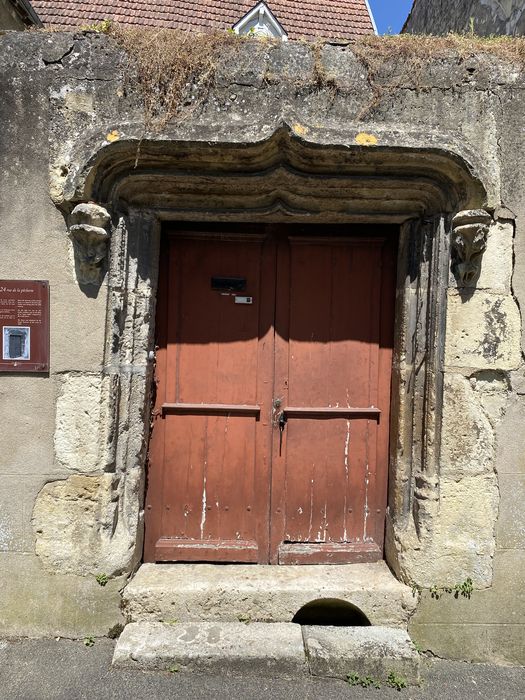 portail d’accès sur rue