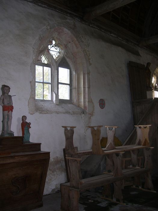 Eglise Notre-Dame de Villevillon : Mur sud, vue générale d’une baie