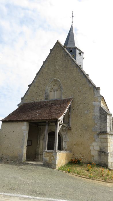 Eglise Saint-Avit : Façade occidentale, vue générale