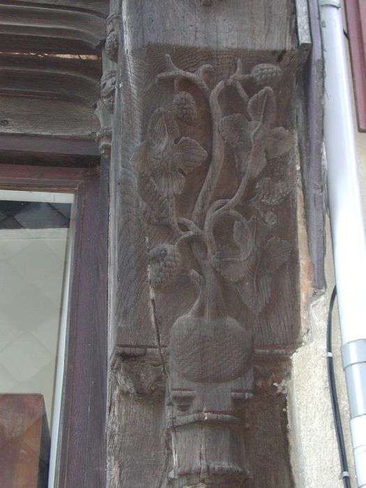 Maison à pans de bois : Façade sur rue, détail