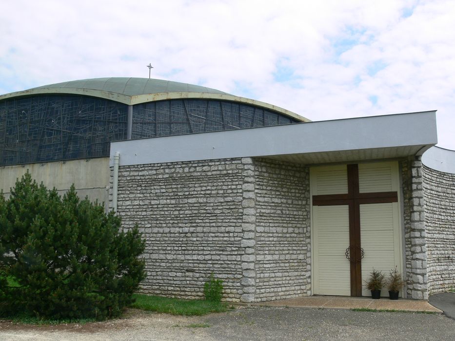 Eglise Saint-Jean-Baptiste : Portail d’accès sud, vue générale