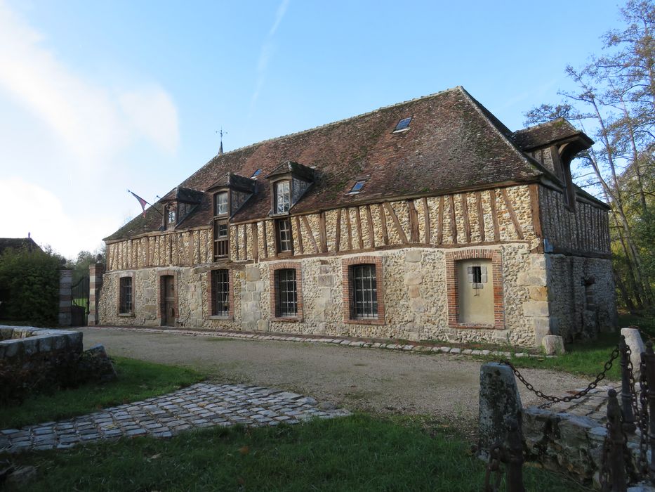 Moulin de Mormoulins : Façade sud-est, vue générale