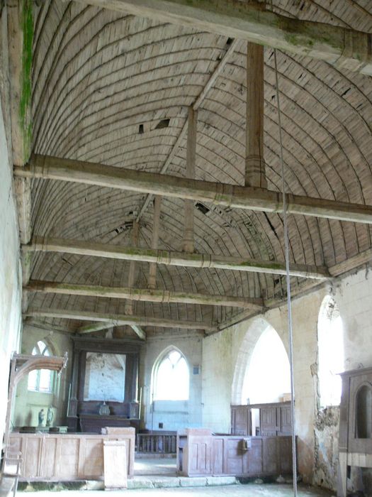 Eglise Saint-Pierre : Nef, vue générale