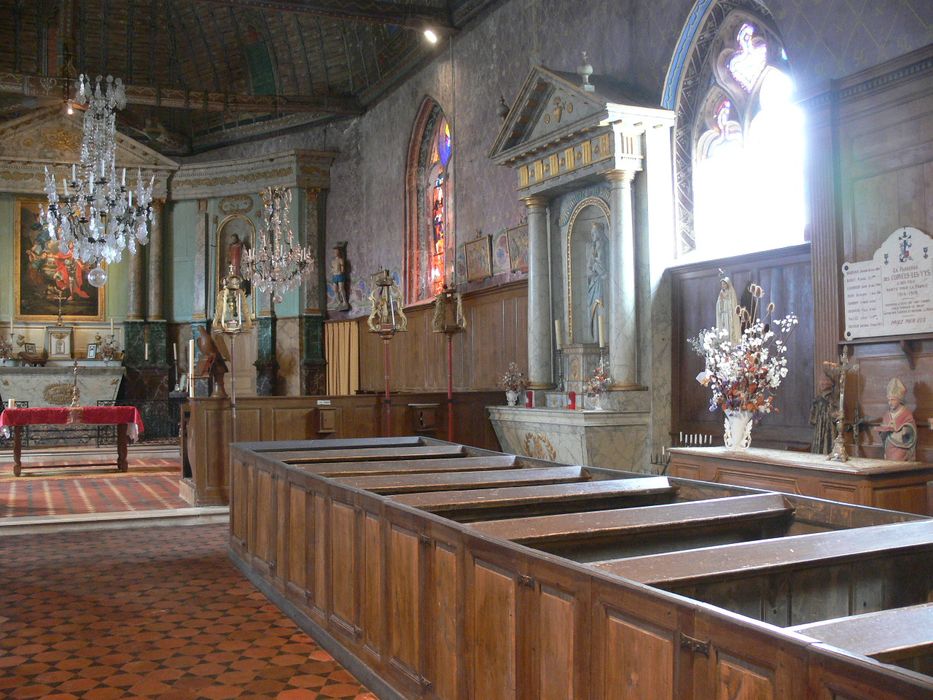 Eglise Saint-Georges : Nef, vue partielle