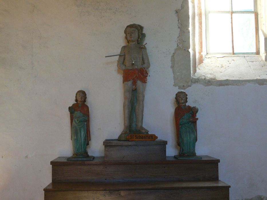 statues : saint Sébastien, anges céroféraires