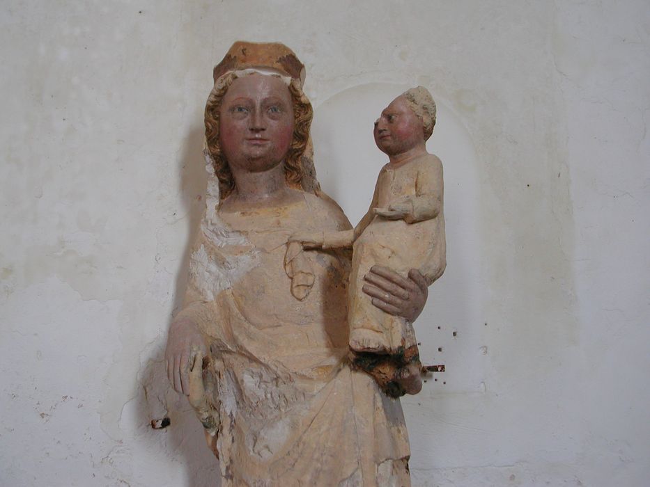 statue : Vierge à l'Enfant, vue partielle