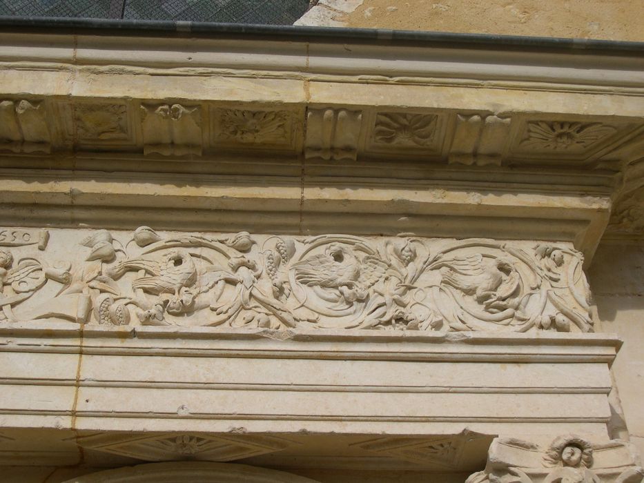 Eglise Notre-Dame : Portail sud, détail