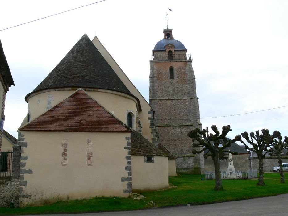 Eglise paroissiale Saint-Lubin : Ensemble est, vue générale