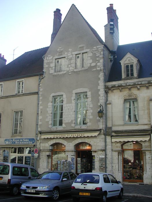 Maison canoniale : Façade sur rue, vue générale