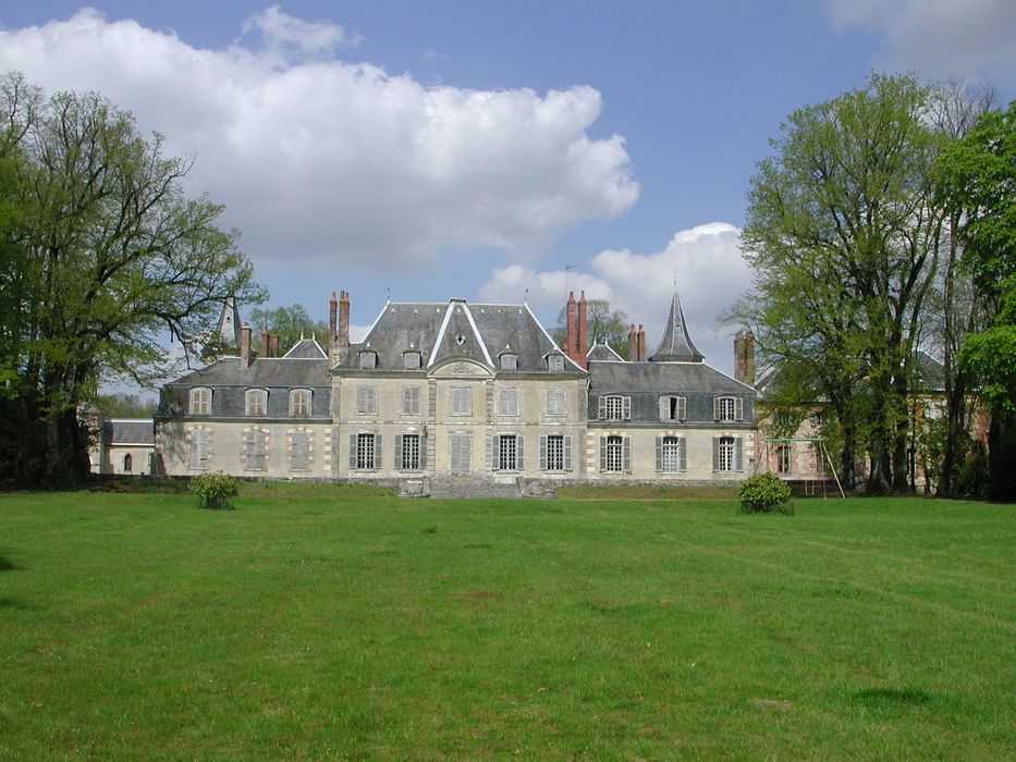 Château de Cambray : Ensemble sud, vue générale